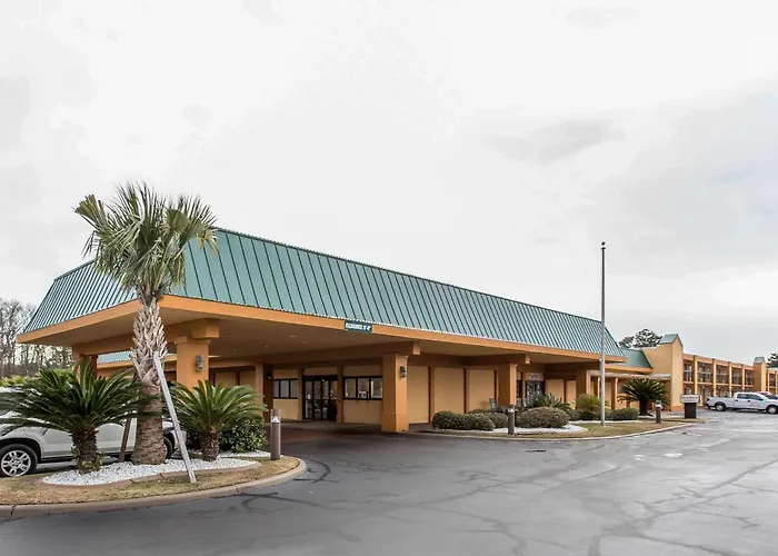Quality Inn Savannah Midtown